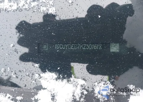 2019 Chevrolet Silverado 1500 Lt from USA, damaged, VIN 1GCUYDED7KZ301618